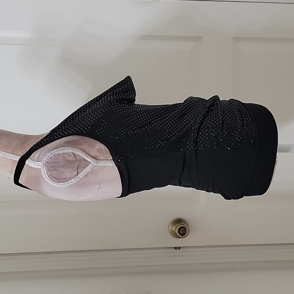 LOVE Tease Size M Black Sequin Racerback Drape Neck Sleeveless Top - Picture 5 of 10